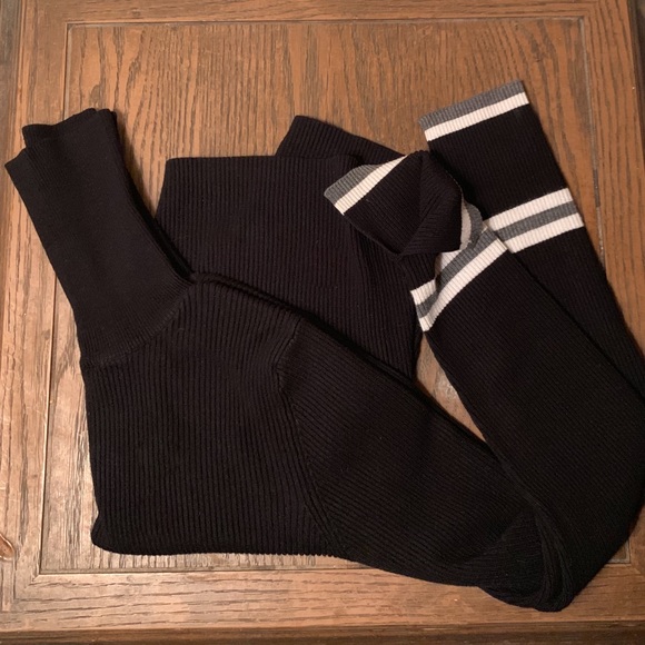 Zara high neck turtleneck - Picture 1 of 3
